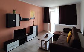 Zoldrebi apartment